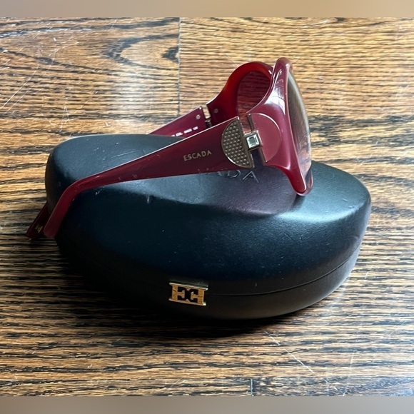 Escada Women Oversized Sunglasses Purple SES-184S with case main image 10